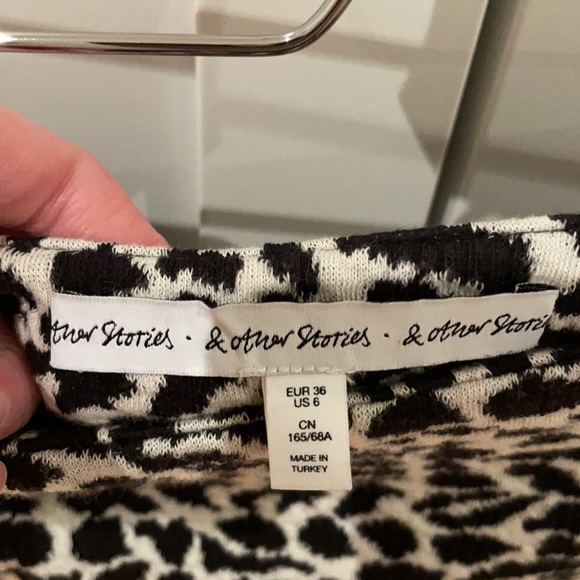 & Other Stories Knit Printed Skirt Sz 6 - Picture 3 of 5